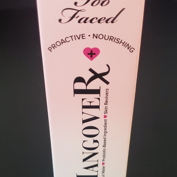Too Faced Hangover Replenishing Face Primer $35 - Picture 3 of 8